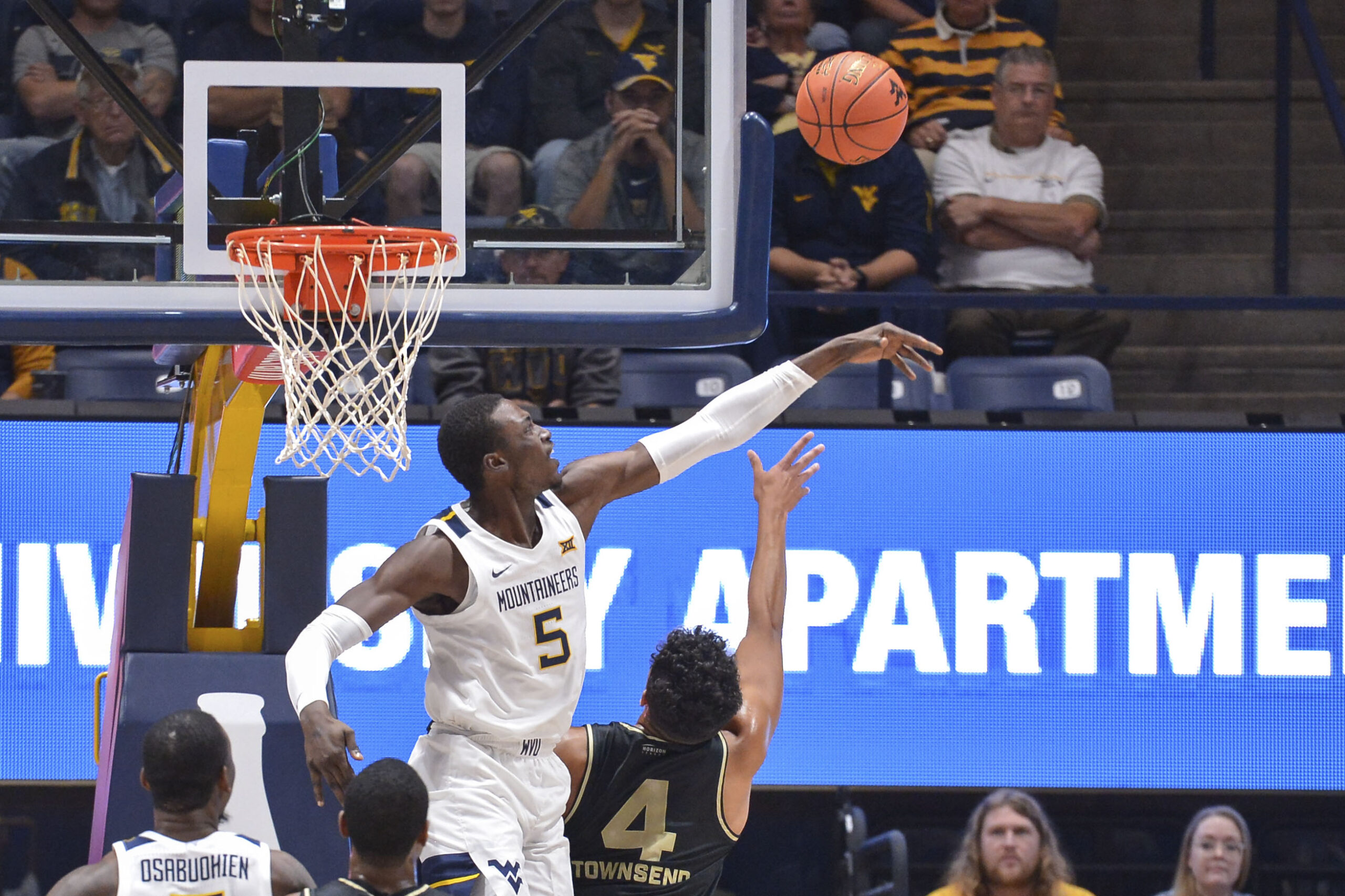 COLUMN: WVU shows its a work in progress in 60-53 win over Oakland in opener